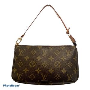 Louis Vuitton Monogram Pochette